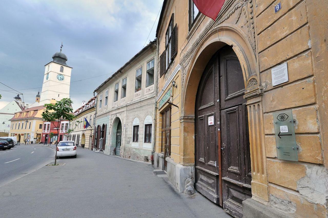 Apartment 9 - City Centre Sibiu Esterno foto